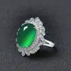 Anillo Kaiwei de Zirconia con Flor de Alta Venta Estilo de Corte Lujoso Anillo de Jade Verde Lleno de Diamantes Anillo de Cristal de Calcedonia Floral