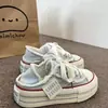 Zapatos de Lona Estilo Popular Inspirados en Chanel Deshilachados Slip-On Dos Vías Casual Plataforma Zapatos de Mujer Nuevos de Moda Ins Zapatos de Mujer