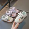 Zapatillas Deportivas para Niñas 2026 Nuevas de Primavera y Otoño Zapatillas Casuales Infantiles Zapatos de Entrenamiento Alemanes de Princesa Flor para Bebé Niña
