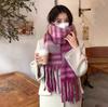 Bufanda de Cuadros Clásicos Blanco y Negro para Mujer Invierno Estilo Japonés de Gama Alta Atmósfera Cálida 2024 Nuevo Estilo Bufanda de Mohair