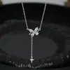 Cadena Elegante para Clavícula con Baño de Oro Real y Circonitas Microincrustadas para Mujer, Collar con Borla de Mariposa de Diseño Único, Cadena Versátil para Suéter