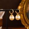 Aretes Retro Franceses de Perla de Pétalo para Mujer, Versátiles, de Alta Gama, Modernos y Elegantes, Aretes Simples y Exquisitos