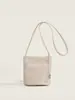 Bolsa Saco de Moda de Luxo para o Verão, Nova Bolsa de Ombro de Luxo Leve de Nicho para o Dia a Dia, Bolsa Transversal Versátil e Leve