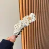 Pinza de Plátano Plegada de Satén con Lunares Etiqueta Dorada Estilo Coreano para Mujer, Realza el Volumen del Cabello, Accesorio de Moda Versátil de Gama Alta