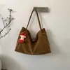 Bolso para Mujer 2025 Nuevo Modelo Piel Suave Gran Capacidad Bolso Tote Bolso de Mano Diseño de Nicho Bolso de Hombro para Debajo del Brazo para la Escuela y el Trayecto