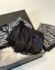 Pantalones Fluidos de Encaje Directo de Fábrica Hermosos Adelgazantes Cuatro Colores Pantalones Cortos de Satén para Mujer Pantalones con Ribete de Encaje Verano