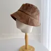 Sombrero de pescador de terciopelo coreano delicado para mujer, sombrero de tela polar de otoño, sombrero tipo cubo retro japonés, sombrero de sol versátil y moderno, a la moda
