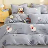 Conjunto Espesso de Quatro Peças Outono e Inverno Capa de Edredom de Veludo Leite Lençol de Cama Colcha de Pelúcia Dupla Face Lençol com Elástico Conjunto de Três Peças para Dormitório Estudantil