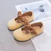 Sapatos de princesa macios e antiderrapantes para meninas, sapatilhas estilo bebê com laço, sapatos lisos de cor sólida para performance e festa infantil