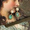 Pendientes vintage ligeros antiguos de perla de agua dulce con abulón, pendientes estilo corte retro francés, pendientes ligeros de lujo