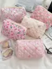 31291 Bolsa de Maquillaje de Mano Acolchada Fresca para Niña de Gran Capacidad Linda Almacenamiento Estuche con Cremallera para Estudiante