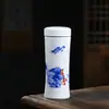 Caneca Térmica de Cerâmica Jingdezhen com Revestimento de Camada Dupla Caneca de Água Portátil Caneca de Chá com Tampa Caneca Azul e Branca Caneca para Presente Empresarial Atacado