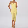 Nuevo conjunto de yoga transfronterizo para mujer, adecuado para uso casual al aire libre, con un hermoso diseño en la espalda, para deportes, fitness, levantamiento de glúteos y running ajustado, conjunto de dos piezas