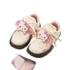 Zapatos de niña estilo alemán Zapatillas de skate para niños Zapatos casuales versátiles de suela blanda para niñas Nuevos zapatos infantiles elegantes para Primavera y Otoño 2026