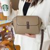 Design de Nicho Bolsa Pequena de Luxo Leve Feminina 2023 Nova Bolsa de Ombro Transversal de Alta Qualidade Bolsa Quadrada Pequena com Textura da Moda