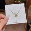 Collar cuadrado pequeño de circón ultrabrillante estilo coreano para mujer, lujo ligero, elegante, cadena para clavícula de acero de titanio de alta gama, venta al por mayor
