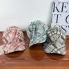 Gorra de Béisbol Estilo Retro Europeo y Americano para Mujer, Gorra de Pato de Color Claro, Sombrero de Visera Dura para Sombrear y Proteger del Sol en Exteriores, Sombrero Adelgazante para Hombre