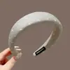 Diadema de estilo coreano, ligera, ancha, de color liso para mujer, que ofrece un look sofisticado y elegante, con un diseño que realza la altura en la coronilla, presentando un estilo retro, chic y moderno