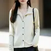 Top de Punto Falso Dos Piezas para Mujer Otoño/Invierno 2026 Nuevo Cuello Estiloso Capa Base Cardigan Moda Versátil Suéter Tendencia