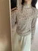 Top HERS em camadas estilo coreano com estampa floral, criando um visual suave e descontraído; Camiseta de manga comprida para mulheres, inverno 2026