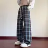 Pantalones de cuadros estilo americano de corte limpio para hombre, versión delgada de primavera, pantalones de pierna ancha relajados y casuales, pantalones rectos holgados con ligero acampanado