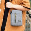 Bolsa de ombro masculina leve e portátil transfronteiriça, bolsa de lazer Joker de camada dupla para homens, bolsa de mensageiro Joker para negócios e viagens, atacado