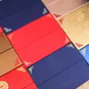 Fornecimento Transfronteiriço de Capas de Certificados de Honra para Exposição em Mesa, Capas de Cartas de Admissão e Maletas com Estampagem Dourada