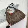 Bolsa de ombro grande com estampa de leopardo para mulheres, nova moda 2026, bolsa tote casual retrô simples para o dia a dia