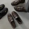 Mocasines Gruesos de Lana Pura Invierno Nuevo Estilo Preppy Británico Borla de Cuero Genuino Tacón Medio Zapatos Pequeños de Cuero Zapatos Forrados de Lana