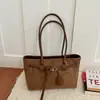 Moda Outono Inverno Bolsa Versátil Feminina 2026 Nova Casual Retro Camurça Pelúcia Bolsa de Ombro Único Bolsa Tote para o Trabalho sob o Braço