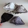 Pinza Triangular para el Cabello Estilo Francés con Estampado para Mujer, Estampado en Relieve de Satén, Pinza Triangular de Gama Alta, Pasador para la Parte Trasera de la Cabeza, Pinza de Tiburón