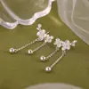 Pendientes de Borla con Flor de Nicho Estilo Coreano para Mujer, Modernos, Exquisitos, Lujo Ligero, Versátiles, Pendientes de Gama Alta, Nuevo Estilo 2025