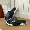 Pantuflas de Verano para Hombre para Exteriores 2026 Modelo Nuevo Antideslizantes Anti-Olor Resistentes al Agua Zapatos de Playa Pantuflas de Exterior
