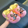 Zuecos infantiles de Nezha, pantuflas de dibujos animados lindas para niños y niñas, antideslizantes, resistentes al desgaste, transpirables, zapatos cerrados para el hogar