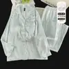 Conjunto de pijama longo de duas peças para menina, simples e estiloso, em jacquard de seda gelada, com bojo, confortável