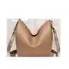 Bolsas de Moda para Mujer de Este Año 2026 Nuevo Estilo Bolso de Hombro Cruzado Retro de Gama Alta Bolso Tote Grande de Capacidad para Viajes