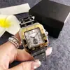 Relógio Masculino Prata de Luxo Leve com Mostrador Quadrado Preto, Marcadores de Hora Romanos, Design de Pulseira de Aço, Relógio Masculino de Quartzo Versátil e Estiloso
