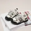 Zapatillas de papá para niños, nuevo modelo de otoño, zapatillas deportivas de malla transpirable, zapatillas casual retro para niños y niñas, zapatillas infantiles de suela suave antideslizantes