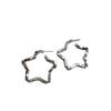 Aretes Rotos de Estrella de Cinco Puntas Plateados Exagerados Geométricos Calados Estilo Ins Europeo y Americano Aretes Simples Elegantes Aretes que Adelgazan