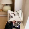 Bolso de Hombro de Gran Capacidad Transfronterizo de Moda Versátil Exquisito Nuevo Verano 2026 para Mujer Estilo Commuter Bolso Cruzado tipo Cubo