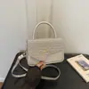 2026 Nuevo Bolso Cruzado de Hombro Único Cuadrado Pequeño Casual Elegante Retro Moderno para Mujer