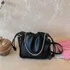 Bolsa de Ombro Transversal Casual Simples Estilosa Versátil de Design de Nicho de Alto Valor Nova Moda Verão 2026