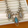 Collar ovalado redondo vintage incrustado de diamantes, cadena para la clavícula de nicho de lujo ligero de alta gama, conjunto de joyería personalizado
