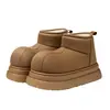 Botas de nieve de suela gruesa para mujer, invierno, con felpa, engrosadas, cálidas, que cubren el talón, pantuflas de algodón, para casa, uso exterior, retro, que aumentan la altura, de pelo