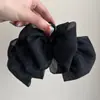 Pinza Triangular para el Cabello de Tela Estilo Coreano, Pasador Dulce y Elegante, Pinza de Tiburón, Lujo Ligero, Sensación de Alta Gama, Accesorio Versátil para el Cabello para Mujeres