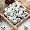 Pequeño tigre cuentas de cerámica hechas a mano diy cuentas sueltas material para pulsera collar colgante de carillón de viento agujero recto accesorios