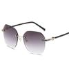 Nuevas Gafas de Sol Irregulares Personalizadas sin Montura Gafas de Sol de Moda Exquisitas Decorativas Elegantes para Mujer