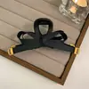 2026 Nuevo Estilo Pinza para el Cabello con Lazo Grande de Terciopelo Rojo, Accesorio para el Cabello para Niñas, Tocado de Princesa Nupcial de Borla de Alta Gama