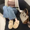 Zapatillas de felpa estilo Mary Jane cerradas de otoño e invierno, nuevas zapatillas peludas de moda para mujer, zapatillas de algodón Birkenstock de suela gruesa para uso en exteriores 2026