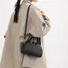 Bolsa de Ombro Transversal Estilo 2026 para Mulheres, Bolsa Bowling Simples Versátil, Bolsa Tendência de Cor Sólida para Meninas